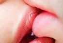 Как надо целоваться в губы